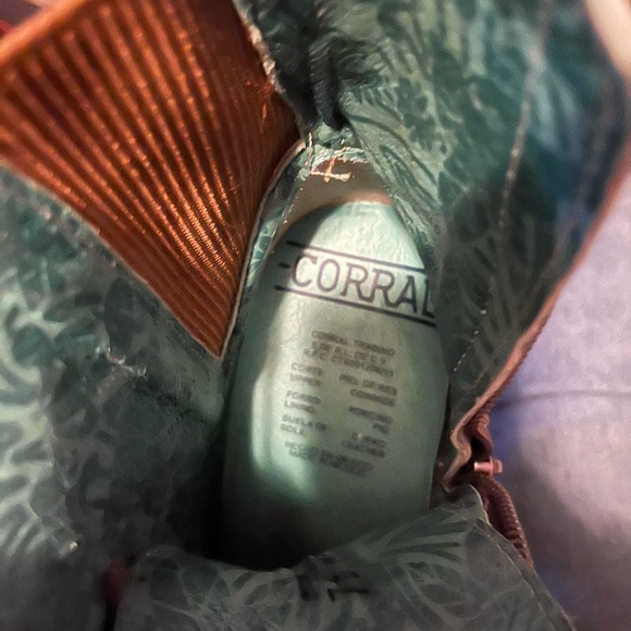 Corral boots - Picture 8 of 8